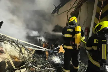 Noční požár garáží v Náchodě způsobil škodu za sedm milionů korun