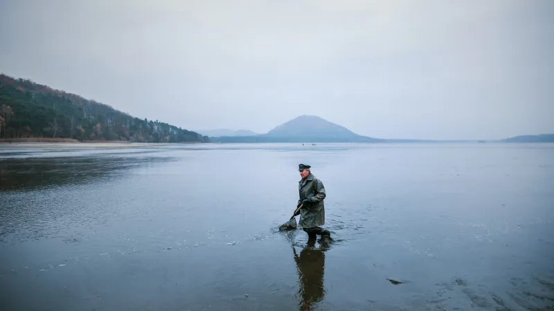 Výlov Máchova jezera