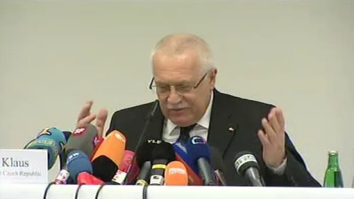 Český prezident Václav Klaus na brífinku po projevu v Evropském parlamentu