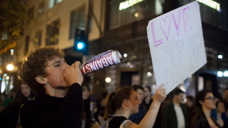 Protesty proti Trumpovi