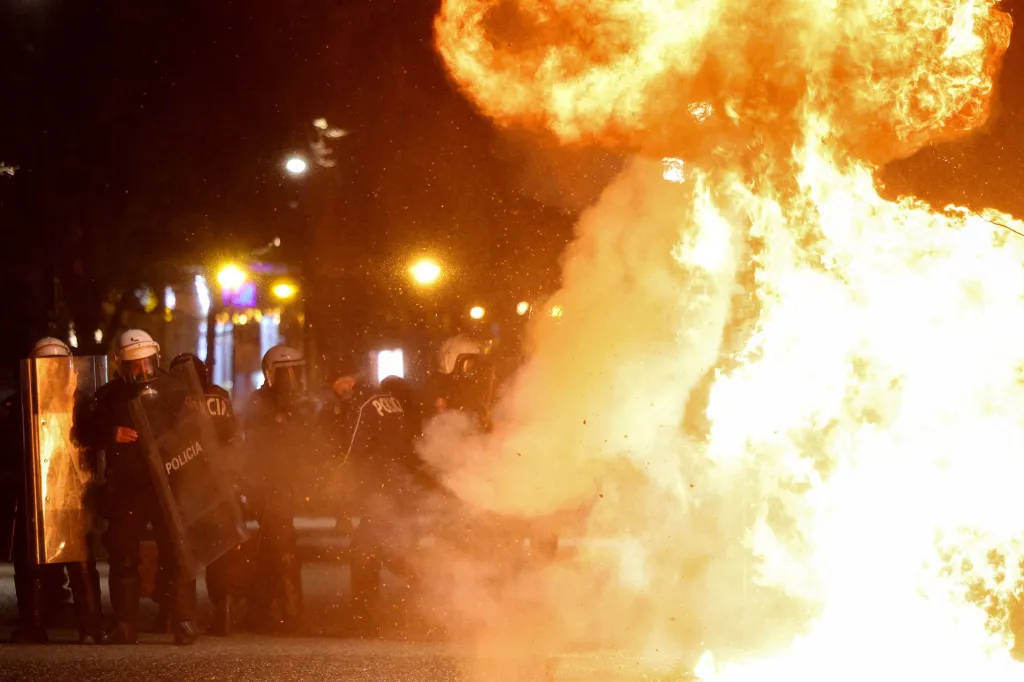 Protikorupční protesty v albánské Tiraně