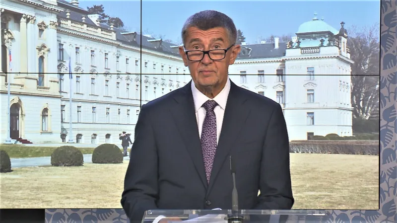 Studio ČT24: Rozhovor s Andrejem Babišem ohledně summitu V4