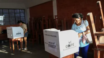 Volební místnost v peruánském hlavním městě Lima