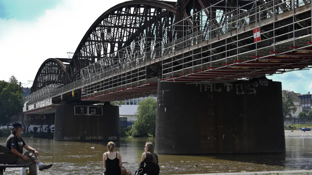 Železniční most v Praze