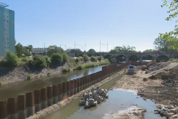 Stavba protipovodňových opatření v Brně se protáhne. Komplikuje ji oprava viaduktu