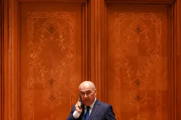 Rumunský parlament vyjádřil nedůvěru vládě