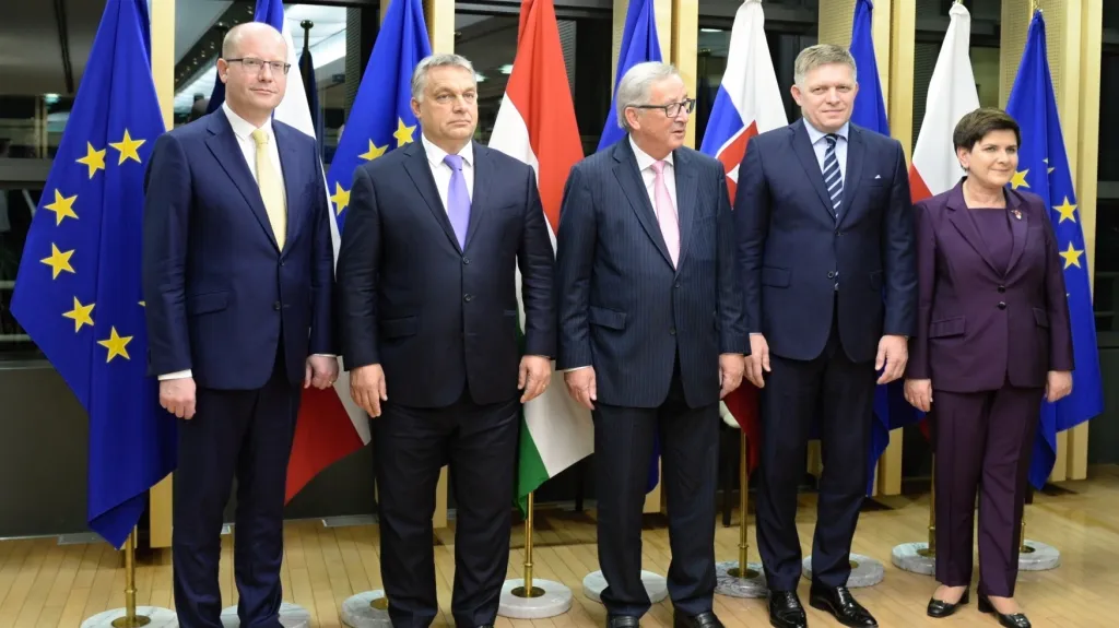 Premiéři zemí V4 s předsedou Evropské komise