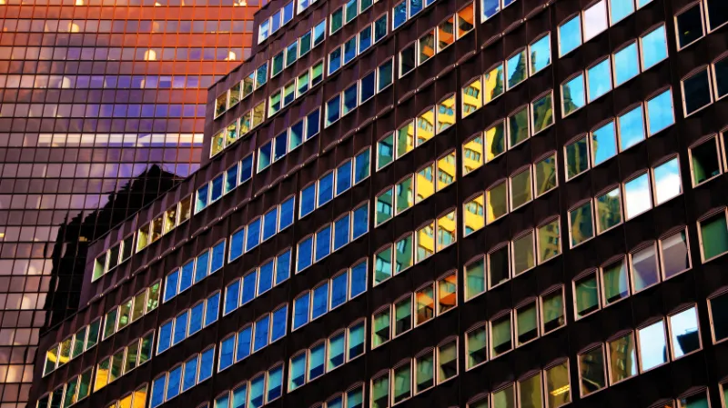 Petr Našic / Mirrors in N. Y.