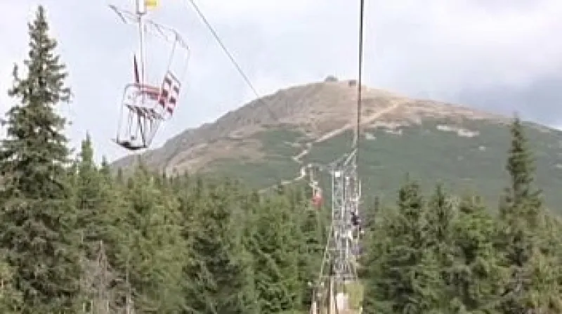 Stavbu nové lanovky na Sněžku je v krajním případě ochoten podpořit Královéhradecký kraj.