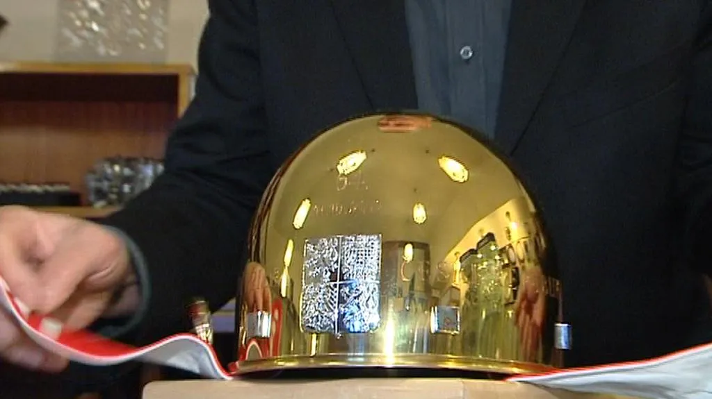 Zlatá přilba pro rok 2012