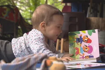 Děti se spinální svalovou atrofií mohou žít normální život. Pomůže jim screening, radí rodiče