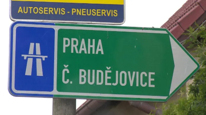 Značení v Soběslavi na silnici E55