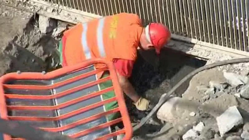 Čištění Podhradského rybníka