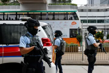 Za nevhodnou knihu vězení, za povstání doživotí. Hongkong schválil tvrdý bezpečnostní zákon