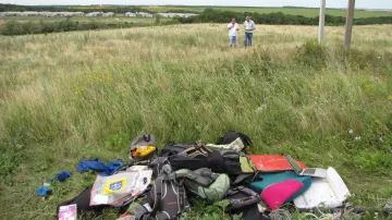 Katastrofa MH17: To, co zbylo po mrtvých