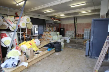 K soudu míří kvůli první odhalené varně klefedronu osm lidí