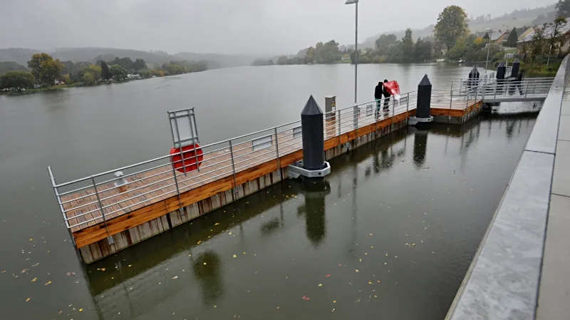 Přístavní molo v Purkarci