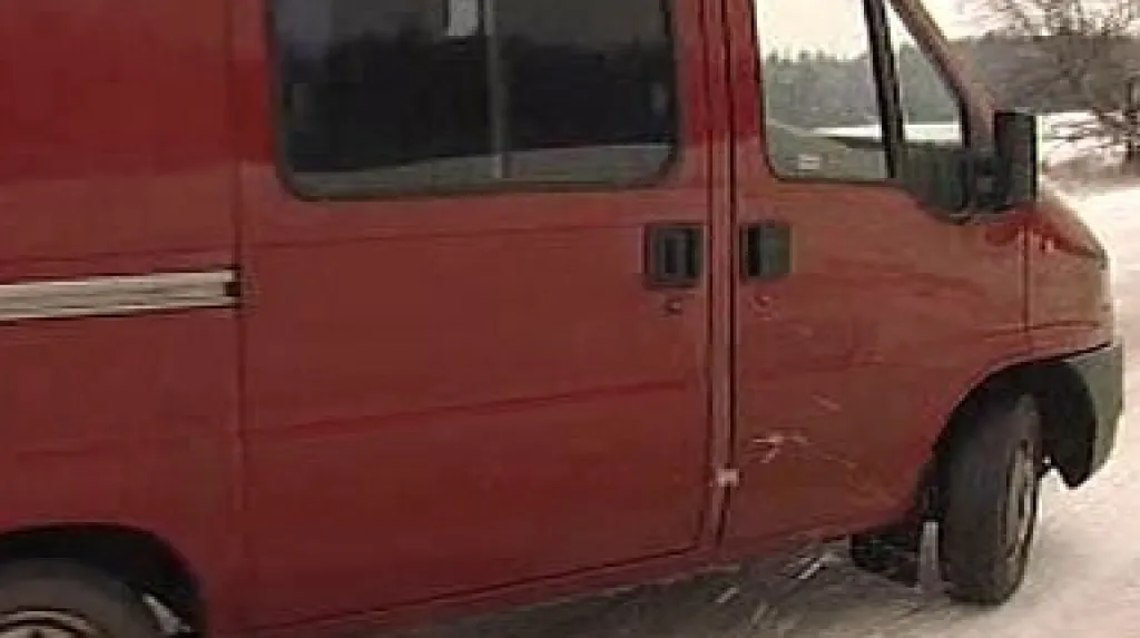 Auto na ledovce