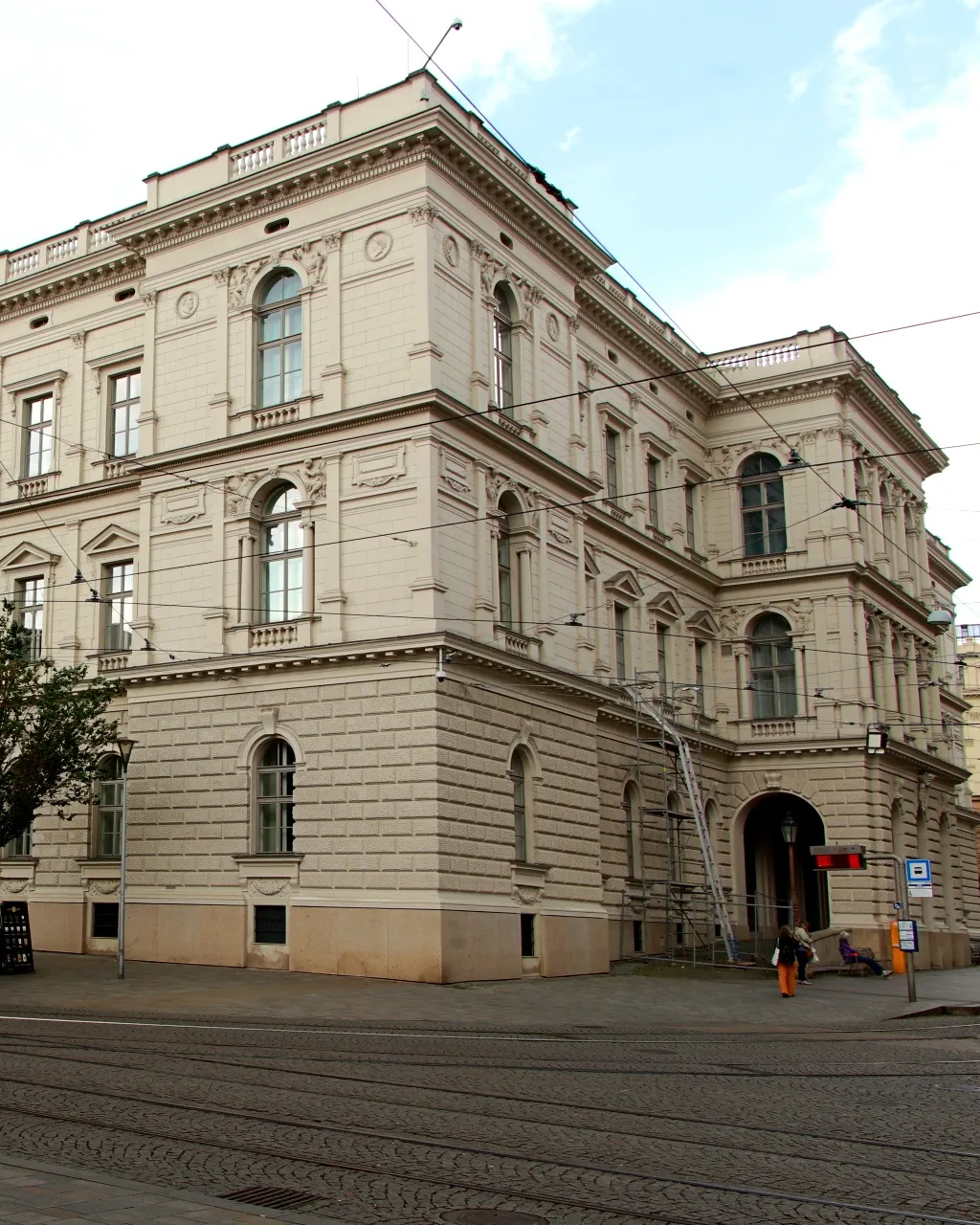 Neoprávněná činnost pro cizí moc zůstává trestným činem, rozhodl Ústavní soud