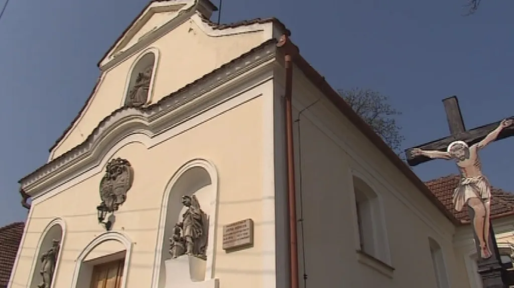 Ve Strážovicích žije přes pět set obyvatel