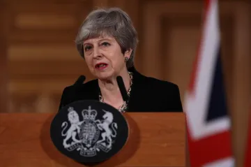 Podle tisku chce Mayová přimět labouristy k souhlasu s brexitovou dohodou změnou zákona o odchodu Británie