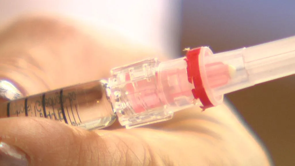 Injekce kyseliny hyaluronové