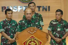 Separatisté z Papuy zabili šest indonéských vojáků. Novozélenský pilot zůstává stále v zajetí 