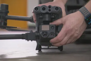 Hasiči mají nový systém dronů s kamerou, pomáhá zvládat krize na dálku