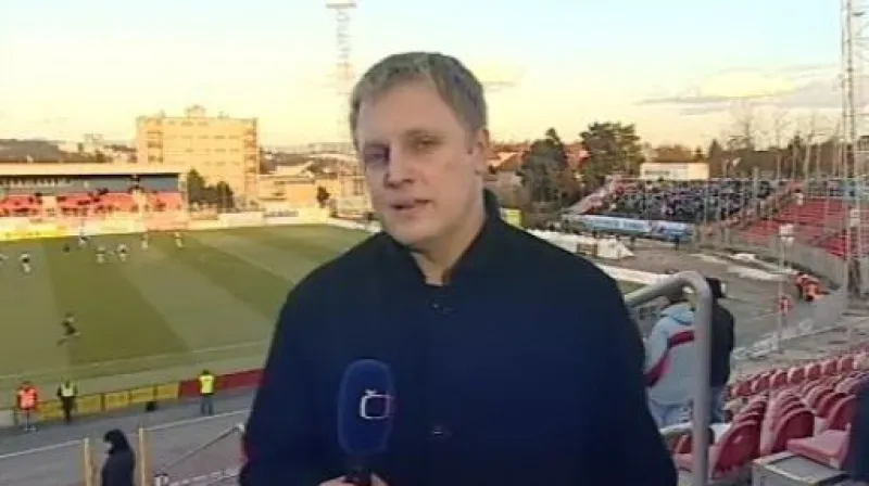 Živý vstup Ondřeje Schneidera ze stadionu v 18:00