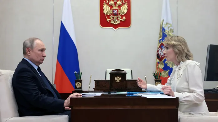 Marija Lvovová-Bělovová na jednání s Vladimirem Putinem