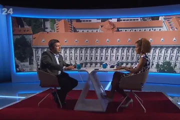 Řídit dvě ministerstva v období prázdnin se zvládnout dá, tvrdí Hamáček 