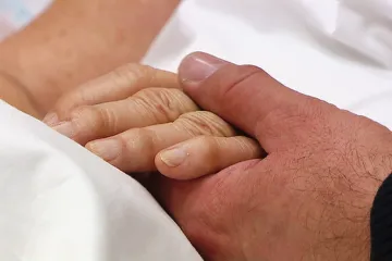 Umírajícím pacientům pomáhá Sanitka splněných přání 