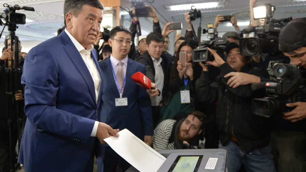 Prezident Sooronbaj Žeenbekov na snímku z roku 2017