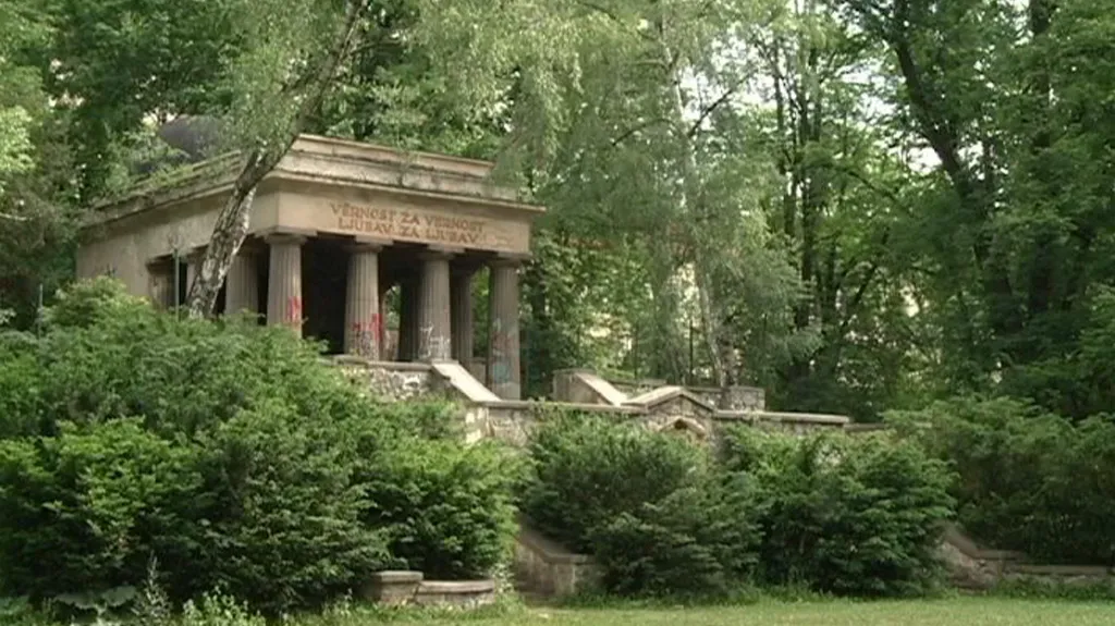 Jihoslovanské mauzoleum v Bezručových sadech