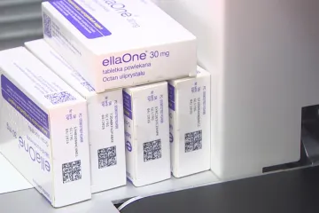 V Polsku vzrostl zájem o „pilulku po“, část lékárníků ji ale odmítá prodávat mladistvým