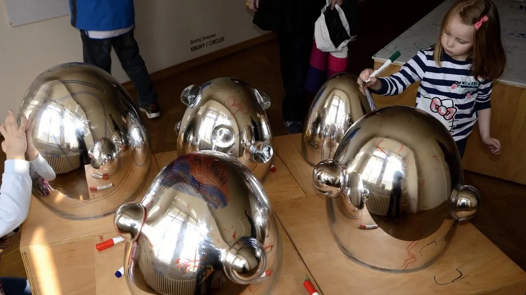 Vikýře PLAY / Ondřej Smeykal: Vejce