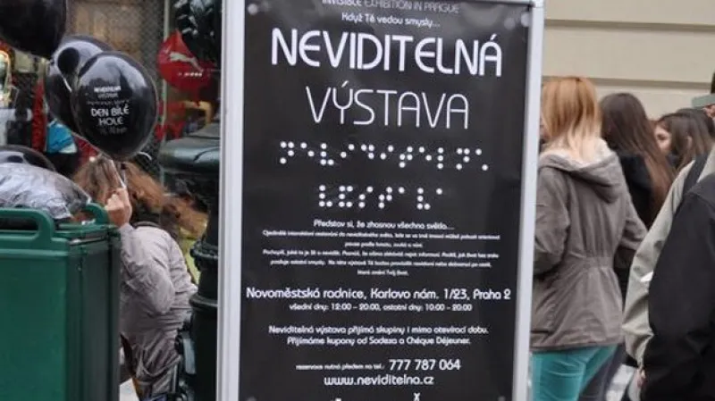 Neviditelná výstava