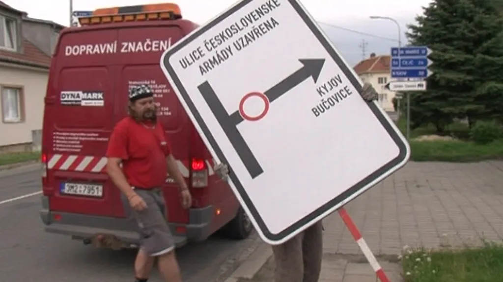 Dopravní uzavírka ve Slavkově u Brna