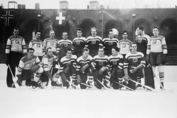 Před 75 lety komunisté odsoudili hokejové mistry. Týrali je hladem a mučili