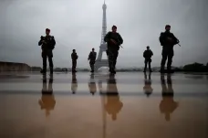 Dvojnásobná bezpečnostní opatření ve Francii. Kvůli prezidentským volbám i hokejovému šampionátu