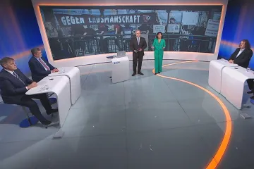 Odborníci debatovali v 90' ČT24 o sudetoněmeckém sjezdu v Brně
