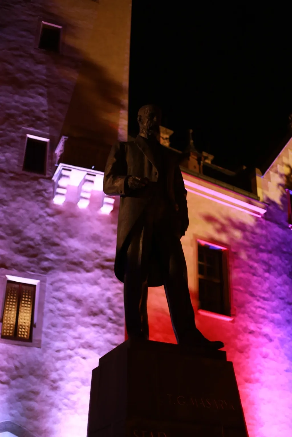 Havlíčkovo náměstí v Kutné Hoře - uctění památky obětí komunistického režimu