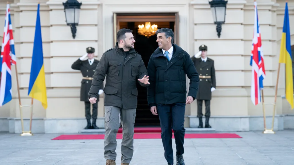 Ukrajinský prezident Volodymyr Zelenskyj a britský premiér Rishi Sunak v Kyjevě