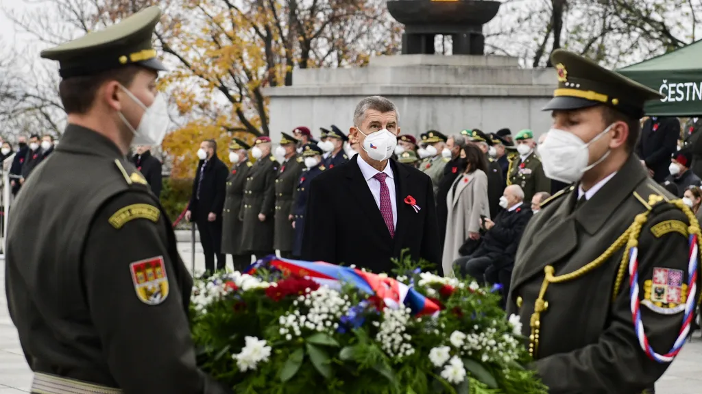 Slavnostní nástup při příležitosti Dne válečných veteránů se uskutečnil 11. listopadu 2021 na pražském Vítkově