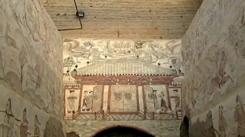 Freska velké dřevěné budovy