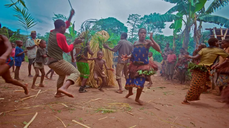 Prales tančících duchů