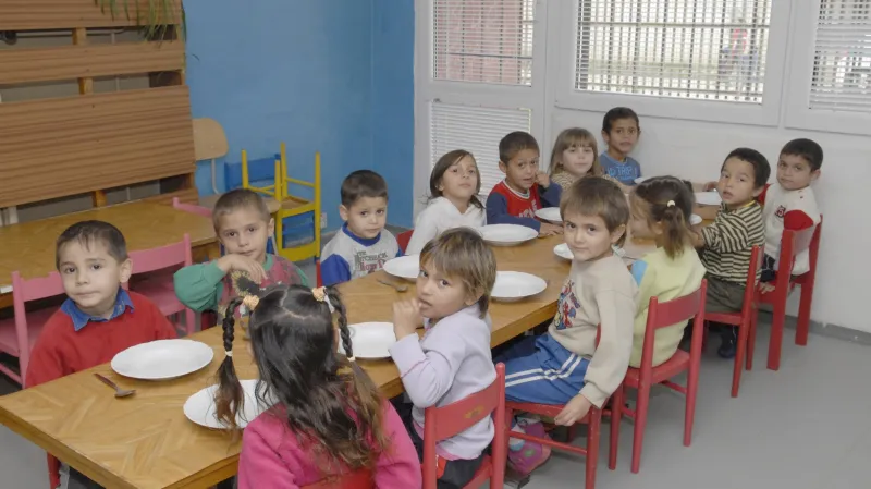 Světlejší stránka Luníku IX - mateřská škola