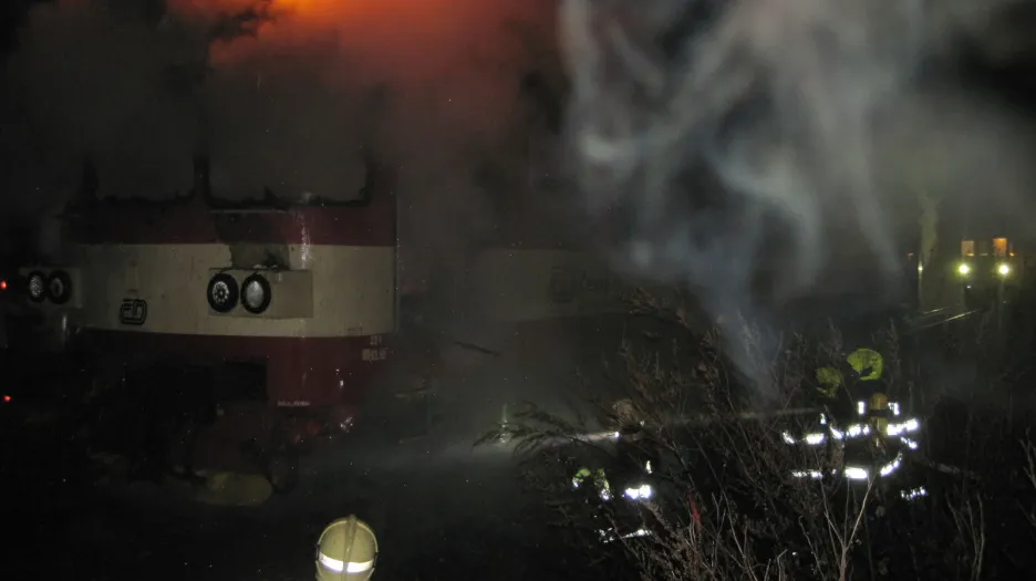 Požár vlaku v Ostrožské Nové Vsi