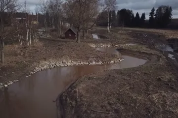 Svratka u Herálce se vrátila do původního koryta. Je téměř o kilometr delší