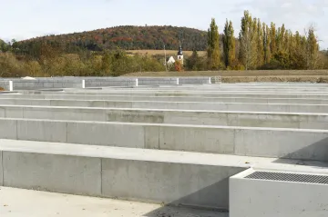 Plzeňská čistička obnovila kalová pole. V původních hrozilo prosakování vody přes praskliny